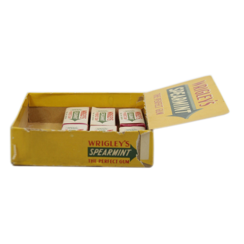 Paquets de chewing-gum, WRIGLEY'S, Spearmint, Made in Great Britain, avec présentoir
