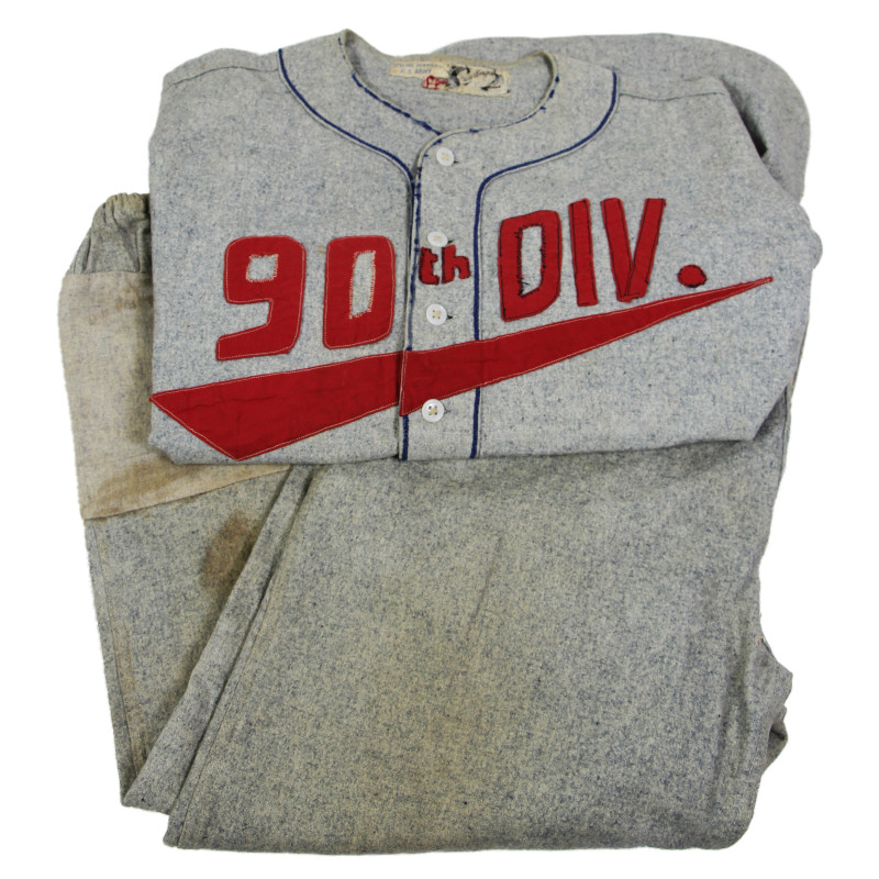 Tenue de baseball, US Army, Special Services, Hq., 90th Infantry Division Tenue de baseball, US Army, Special Services, Hq., 90th Infantry Division