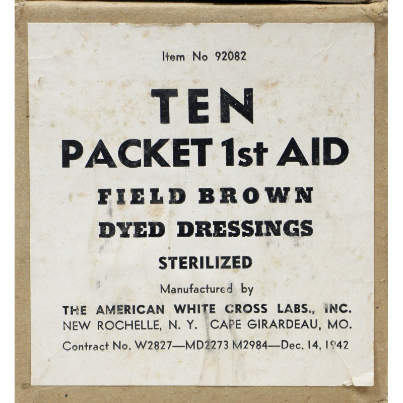 Small First-Aid Dressing, US Army, Carlisle Model, 1942, THE AMERICAN WHITE CROSS LABS, Item No. 92082