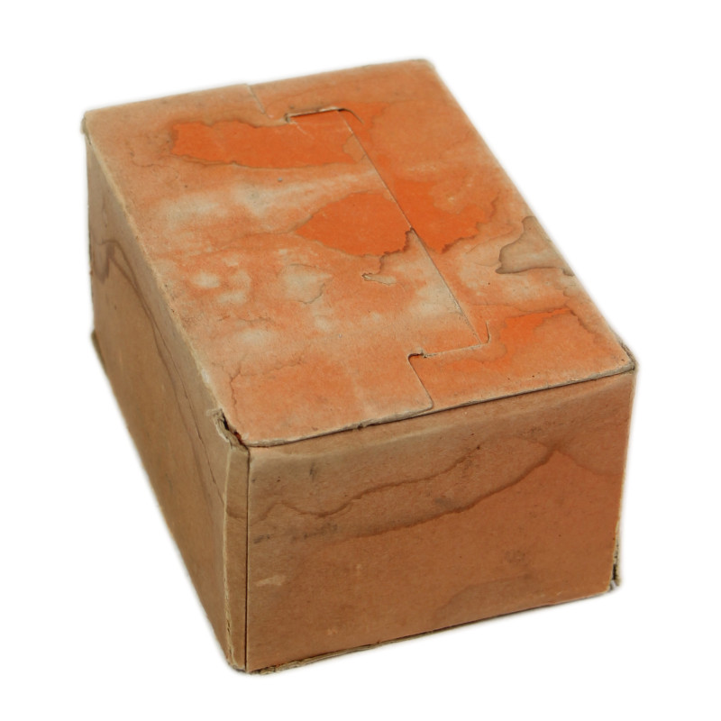 Box, 100 Superior Insulated Staples, US Army, 1943