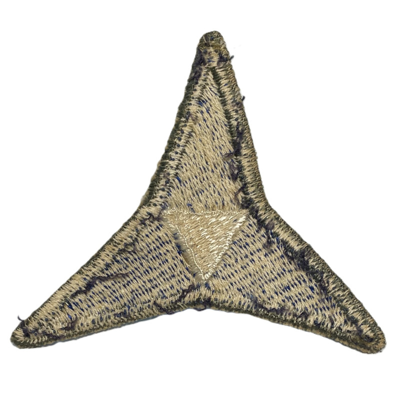Insigne, US Army, III Corps, Cherbourg, bord vert