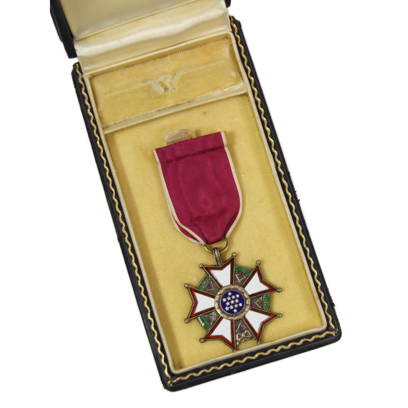 Coffret médaille, Legion of Merit, Legionnaire, 1st Lt. Allan Swaim, 15th Inf. Regt., 3rd Infantry Division, MTO
