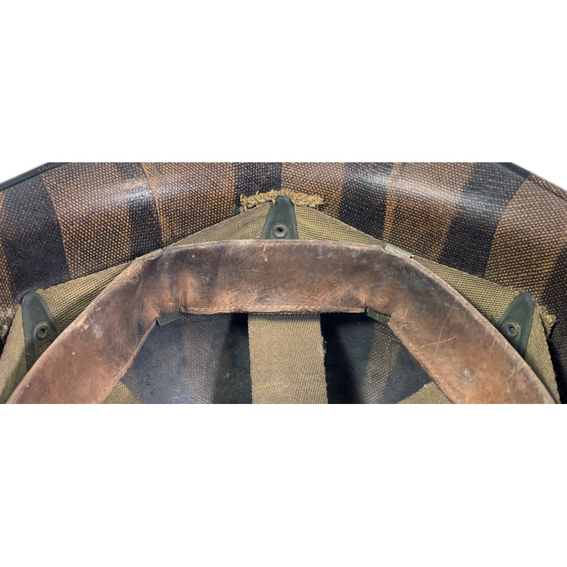 Sous-casque M1 (liner), WESTINGHOUSE, 1st Lieutenant, 8th Infantry Division, A washers verts