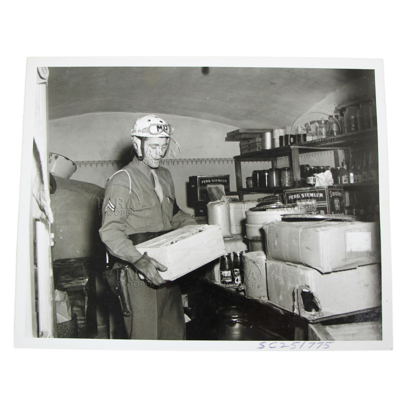 Photograph, Military Police, ETOUSA, Storeroom