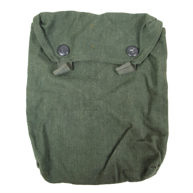 Pouch, German, for Cape, Anti-Gas