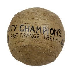 Balle de softball, Duro Seam, dédicacée, East Orange, 1942