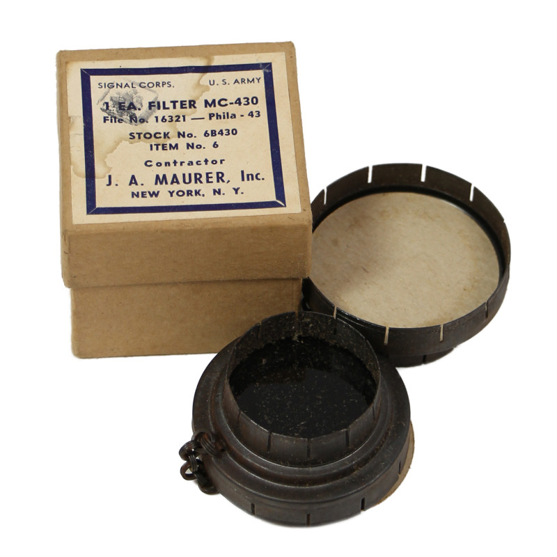 Filter, Binocular, MC-430, for SE-11 Signal Lamp (M-227), 1943
