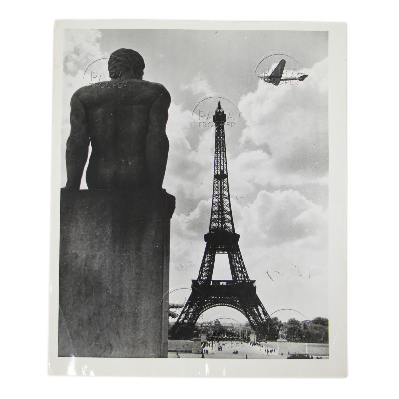 Photographie, C-47 Skytrain, USAAF, Paris, France, 1944-1945