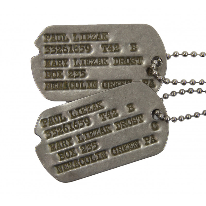 Plaques d'identité, Dog Tags, Pfc. Paul Liezak, 895th AAA (AW) Bn., MTO & ETO