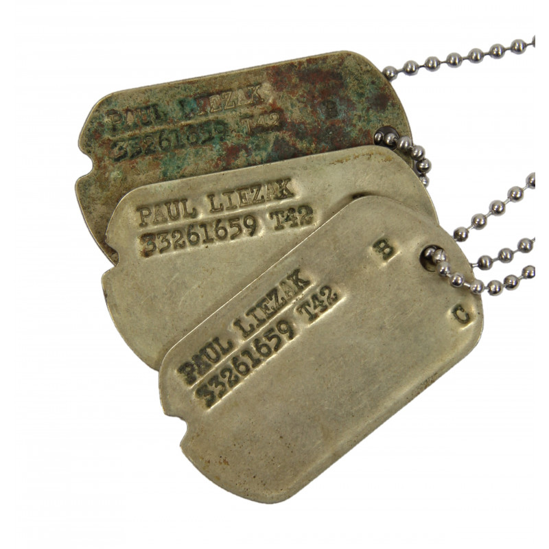 Dog Tags, Pfc. Paul Liezak, 895th AAA (AW) Bn., MTO & ETO