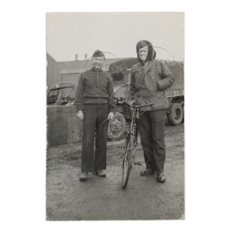 Lot de photographies, 2nd Lt. Idellus Dye, pilote de planeur, USAAF, MTO & ETO