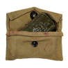 Pochette à pansement M-1924, British-Made, M.W.& S. Ltd. 1943, avec pansement Carlisle