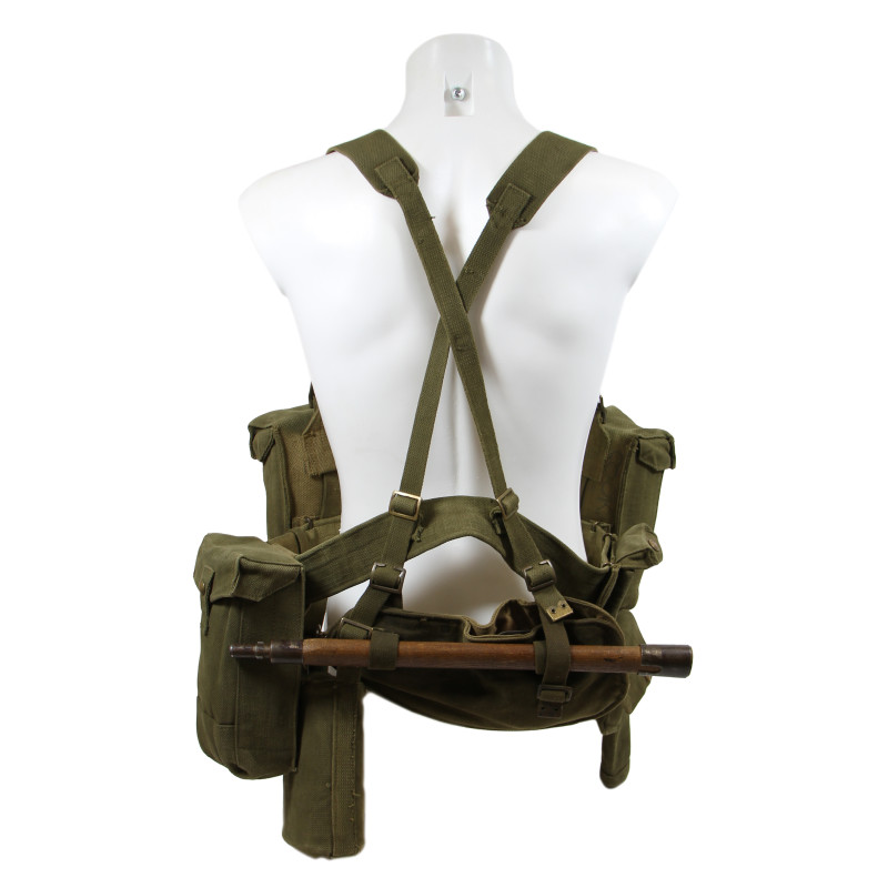 Webbing, 1937 Pattern, With accessories, Blancoed