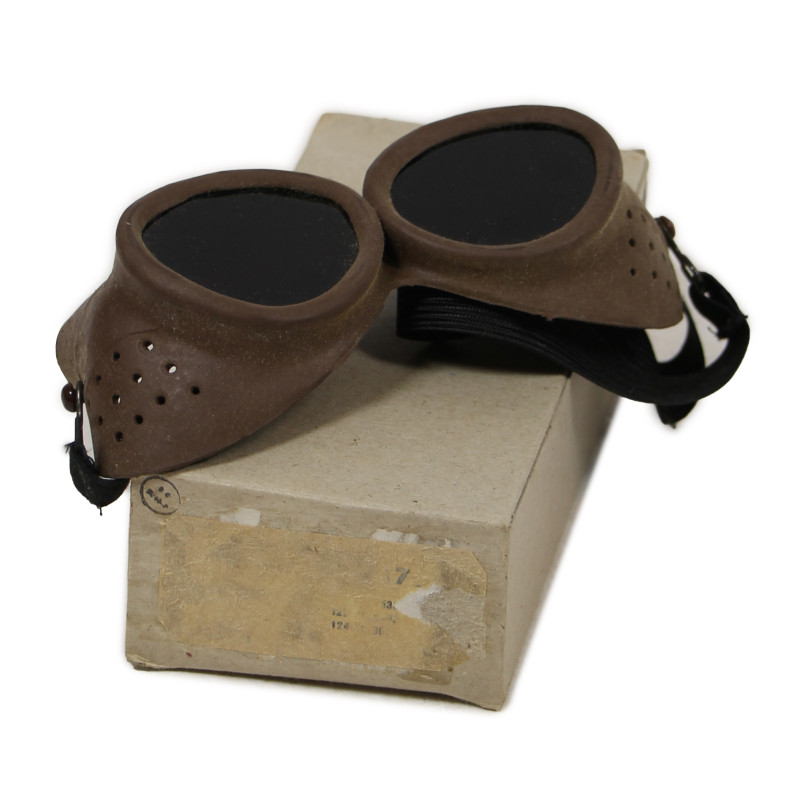 Lunettes M-172 pour lampe de signalisation SE-11 (M-227), dans leur boîte