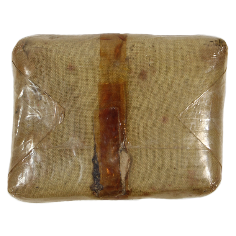 Pansement britannique, First Field Dressing, VERNON & CO. LTD., March 1943, sous cellophane