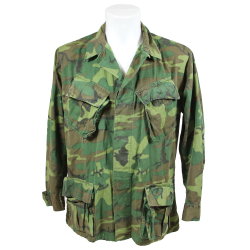 Coat, Man's, Camouflage Cotton, Wind Resistant Poplin, Class 2, ERDL, US Army, Medium-Regular, 1969