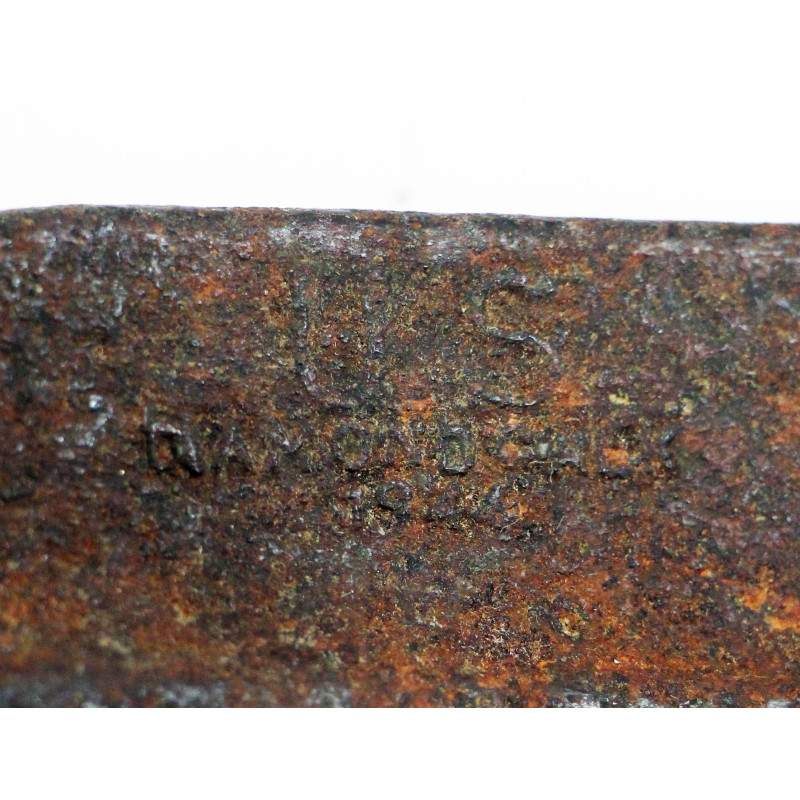 Pick-Mattock, Intrenching, M-1910, DIAMOND CALK 1944, with Carrier, V.C. CO. 1944