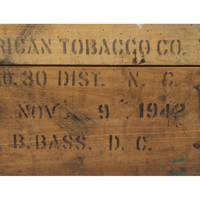 Caisse en bois, Cigarettes for Sea Stores, AMERICAN TOBACCO CO. 1942
