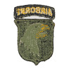 Insigne, 101st Airborne Division, Type 5, langue blanche