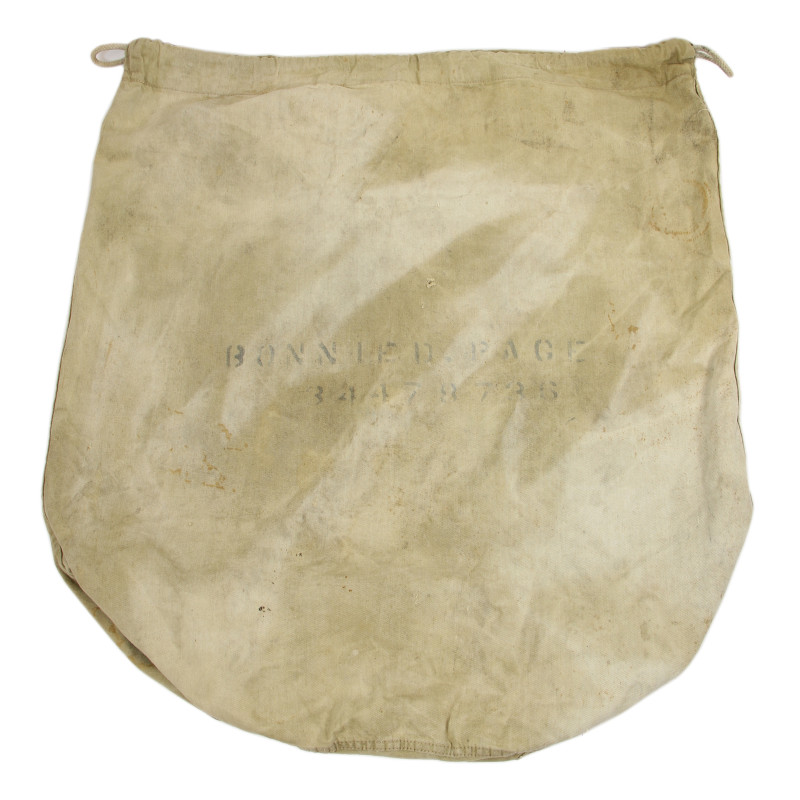 Sac paquetage (Barrack Bag), Pfc. Bonnie Page, Co. C, 413th Inf. Regt., 104th Infantry Division, ETO