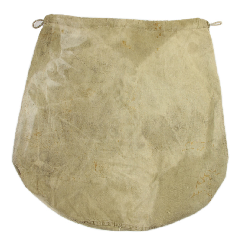 Sac paquetage (Barrack Bag), Pfc. Bonnie Page, Co. C, 413th Inf. Regt., 104th Infantry Division, ETO