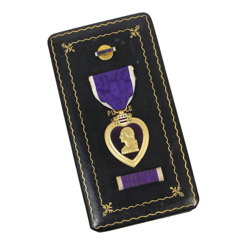 Coffret médaille, Purple Heart, Pvt. Harold Schaible, Co. C, 121st Inf. Regt., 8th Infantry Division, KIA, 30 novembre 1944