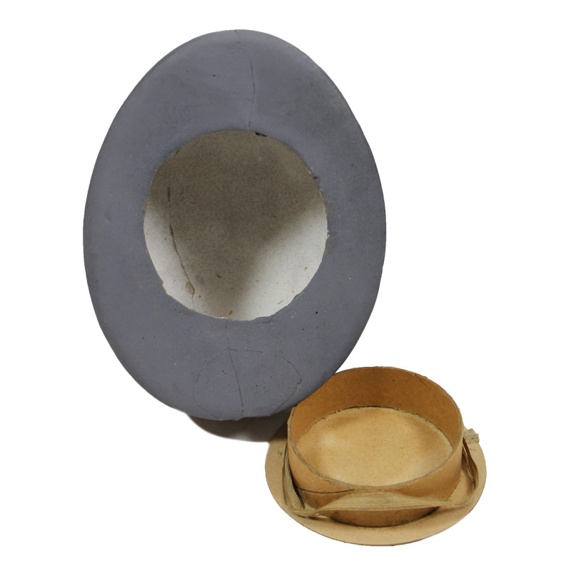 Le Casque du Poilu, The French Helmet Candy Box, 1917