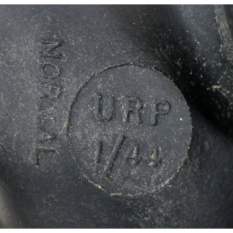 Mask, Gas, Lightweight, British, 1944