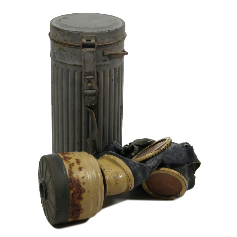 Masque à gaz M38 allemand, complet, 1942, avec boîtier