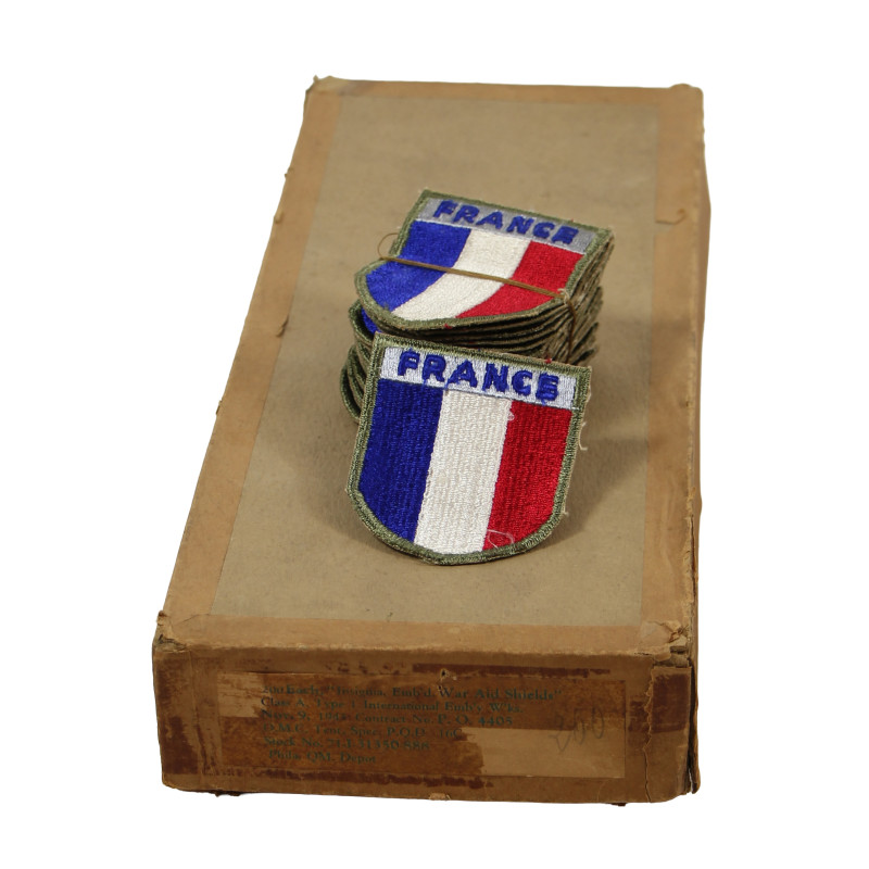 Insigne d'épaule, FRANCE, War Aid, 1943, état neuf
