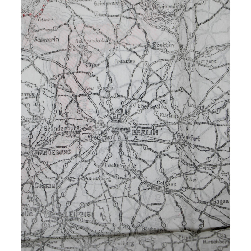 Carte d'évasion en soie, MI 9