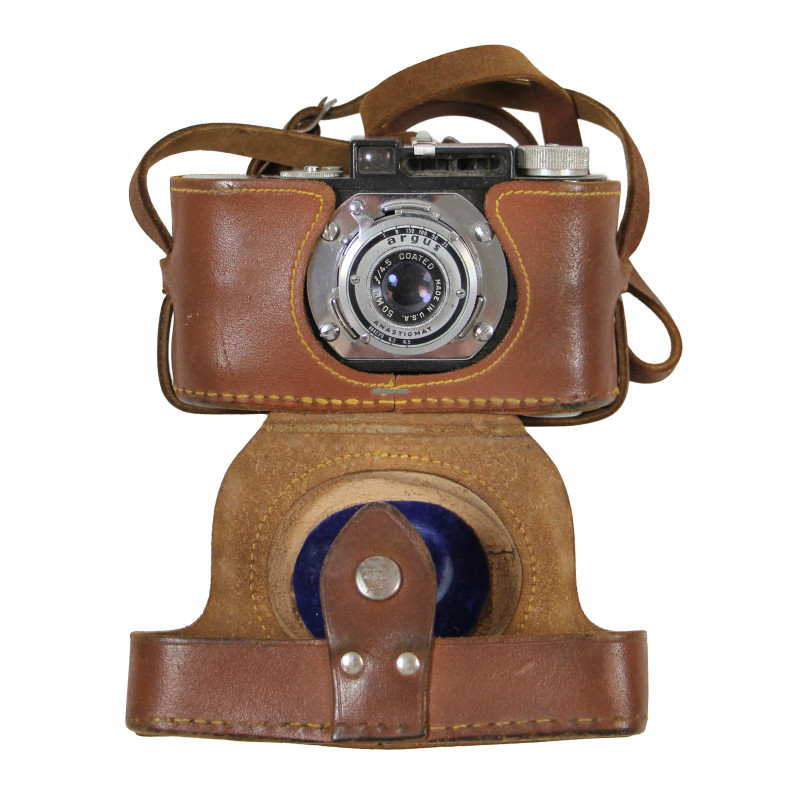 Camera, Argus A2B, in Leather Case