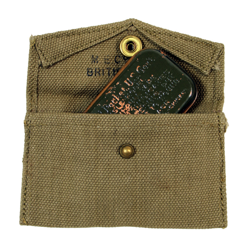Pochette à pansement M-1942, British-Made, M.E. Co. 1944, avec pansement Carlisle