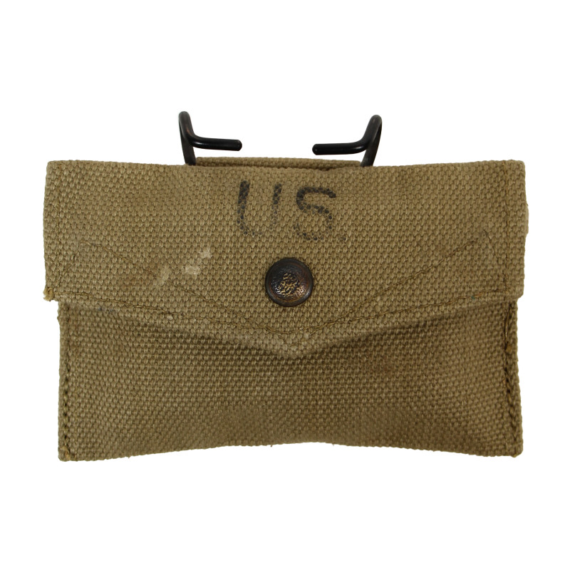 Pochette à pansement M-1942, British-Made, M.E. Co. 1944, avec pansement Carlisle