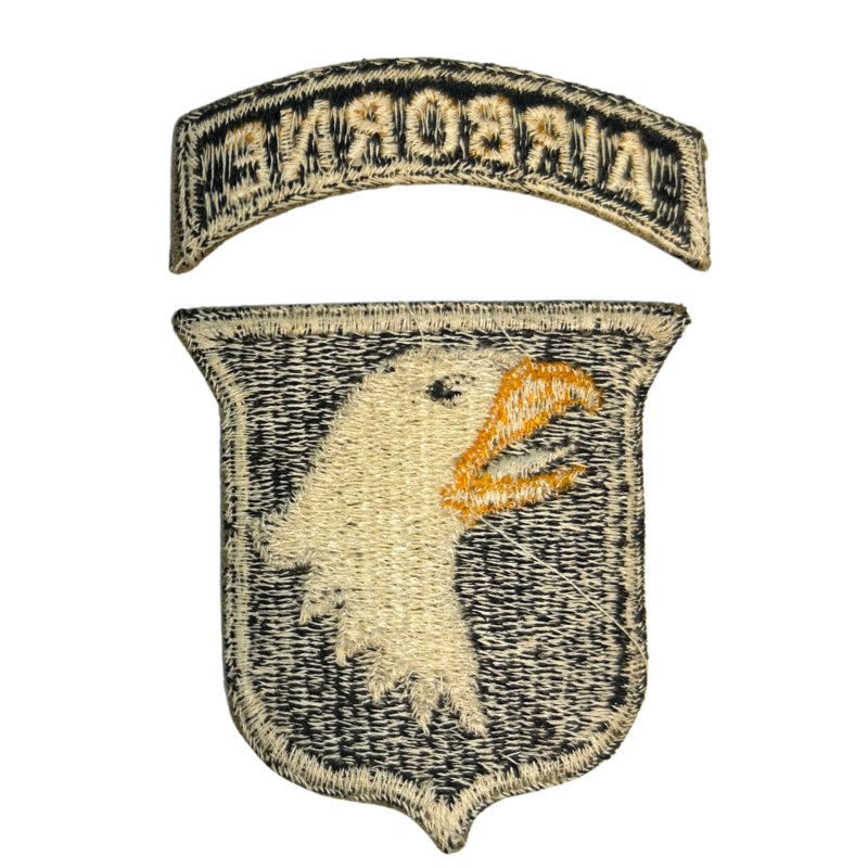 Insigne, 101st Airborne Division, Type 6, langue blanche