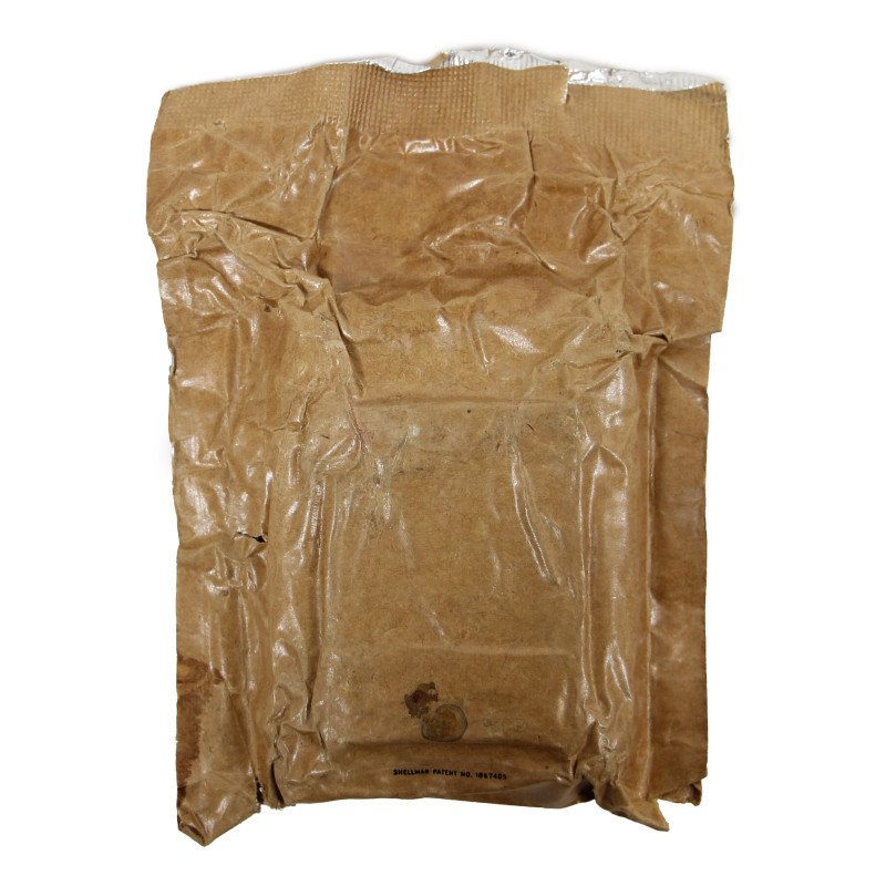 Paquet de cigarettes et allumettes, ration, LUCKY STRIKE, intact