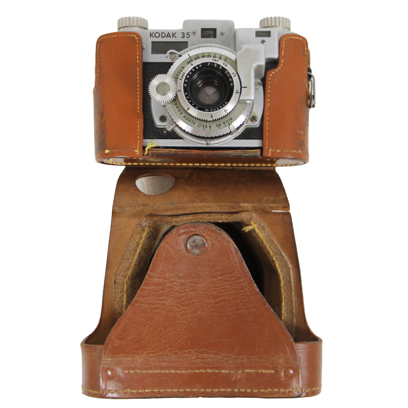 Camera, Kodak 35 RF, in Leather Case, DIAMOND