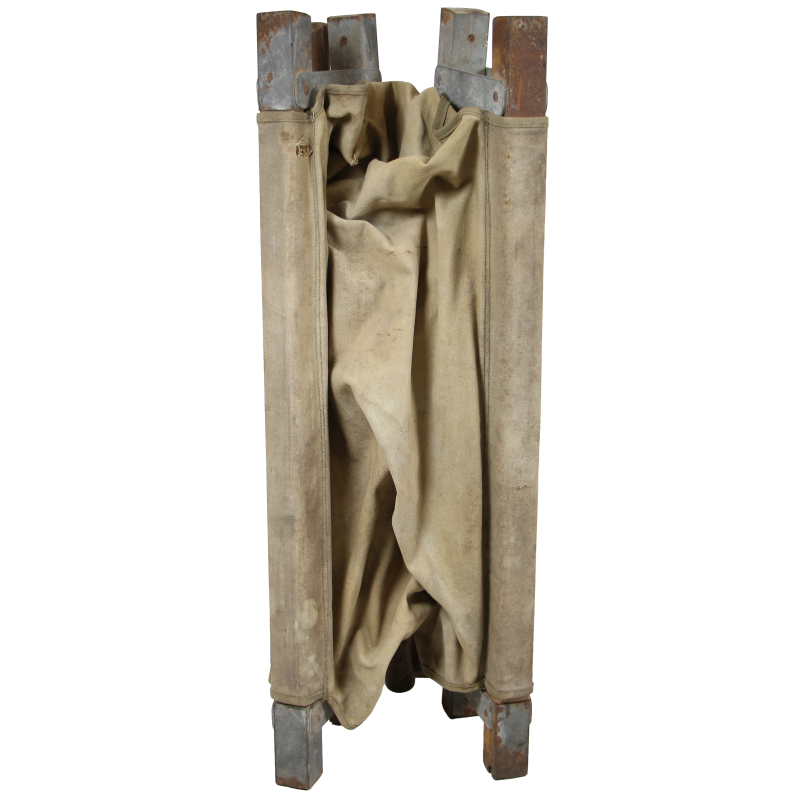 Brancard pliant, US Army Medical Department, SIMMONS CO. 1943, item No. 9936200