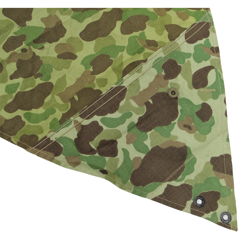 Demi-toile de tente camouflée réversible, USMC, POWERS & CO. 1943, état neuf
