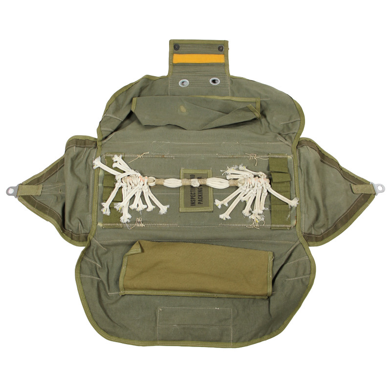 Enveloppe de parachute ventral, Type A-4, QAC, USAAF, NATIONAL AUTOMOTIVE FIBRES, INC. 1944
