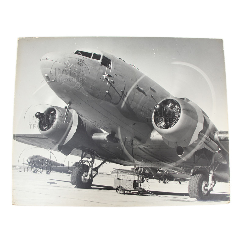 Photographie, C-47 Skytrain, USAAF, "Wings for Victory", DOUGLAS AIRCRAFT COMPANY, INC.