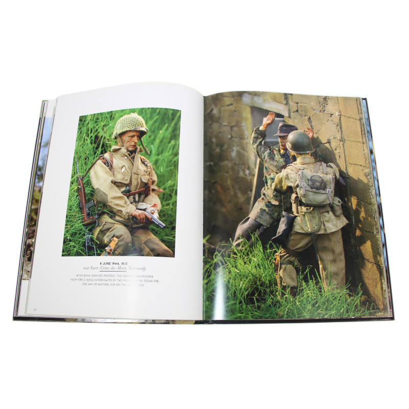 Book, AIRBORNE 44, 12" allied D-Day paratrooper figures