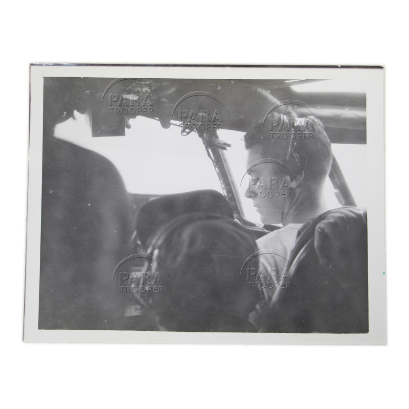Lot of 40 Photographs, Cpt. Robert FitzGerald, 6th TCS, 374th TCG, 5th Air Force, USAAF, PTO