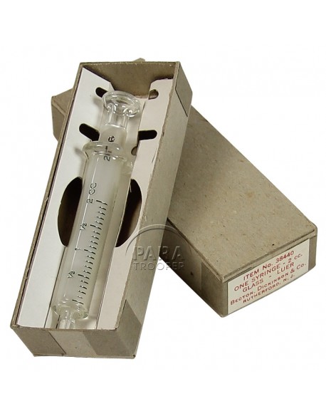 Syringe, 2 cc, BECTON, DICKINSON & CO., Item 38440