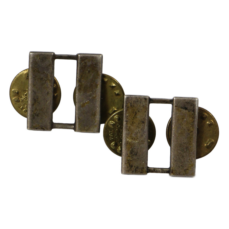 Paire d'insignes de grade, Lieutenant, US Navy, N.S. MEYER, INC., Sterling, à pin's