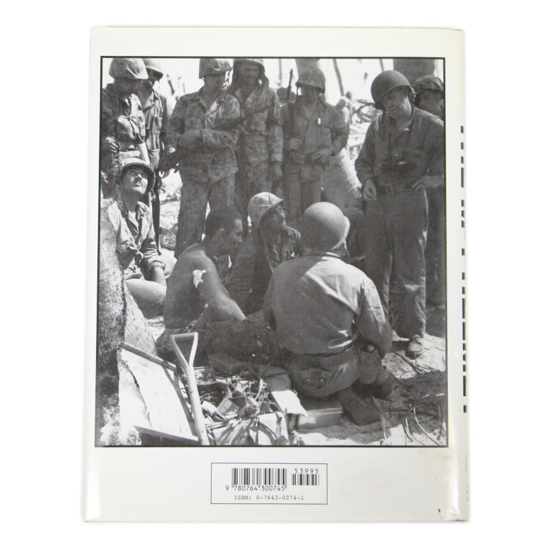 Livre, The M-1 Helmet - A History of the U.S. M-1 Helmet in World War II