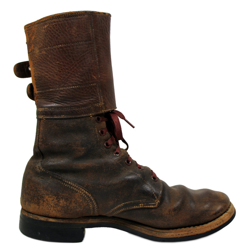Brodequins à jambières (buckle boots), pointure 8 ½ D