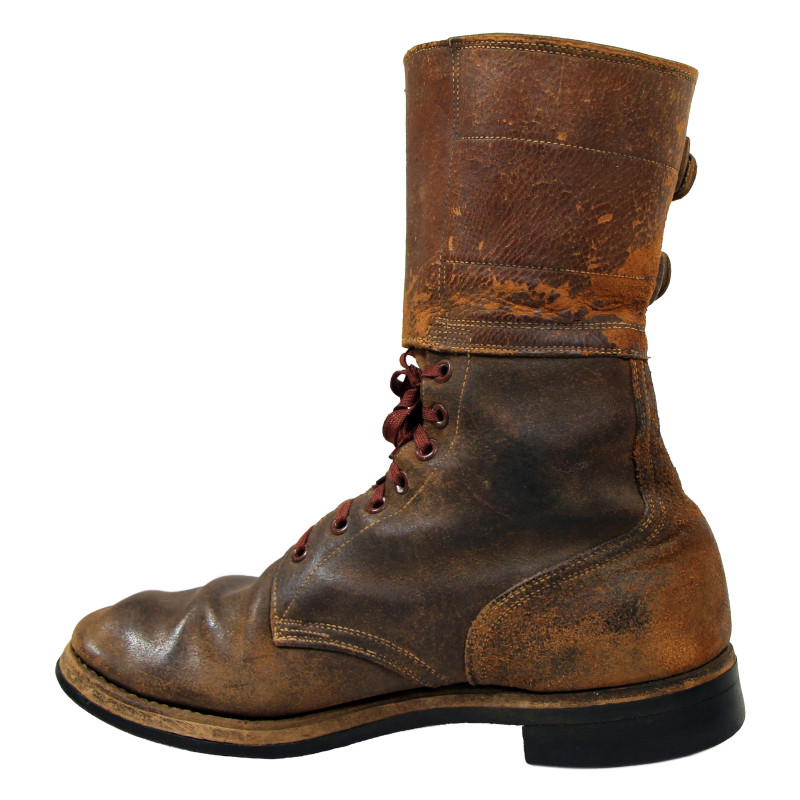 Brodequins à jambières (buckle boots), pointure 8 ½ D