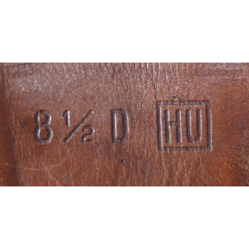 Brodequins à jambières (buckle boots), pointure 8 ½ D