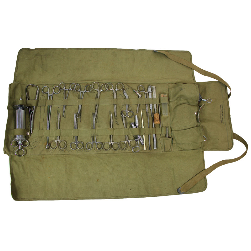 Case, Operating, Small, Improved, WARREN LEATHER GOODS CO., Item No. 9308500, with Instruments